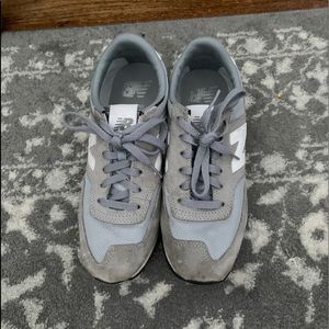 New balance woman’s 6.5 grey